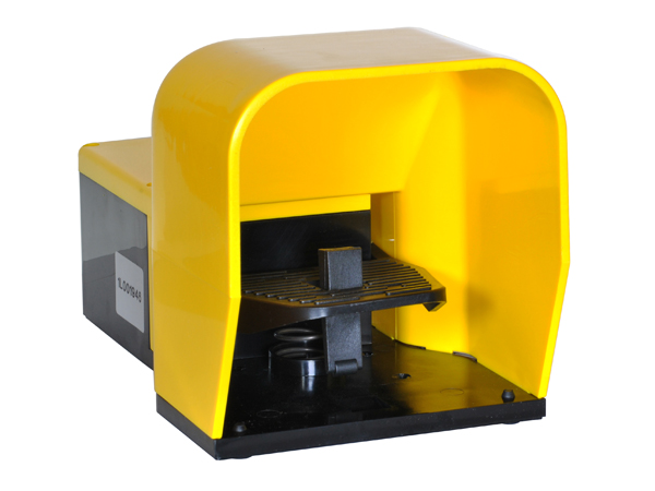 KG210 KG210L11 Pushbutton Stations & Control Boxes