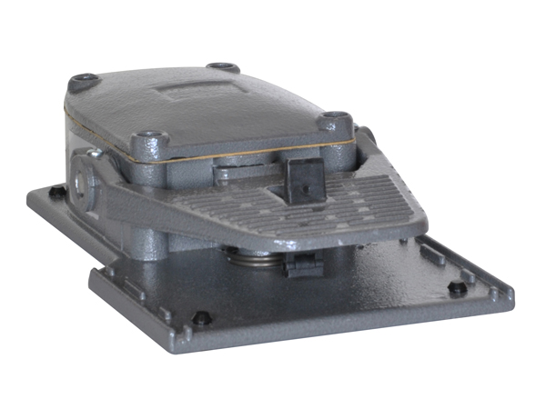 KR110 KR110S11 Pushbutton Stations & Control Boxes